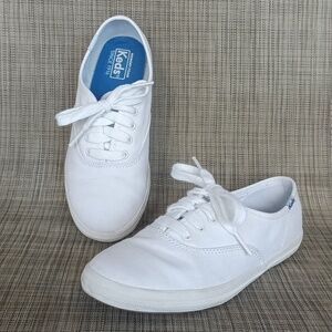 Girls size 2½ M White Canvas Keds - Original Champion
